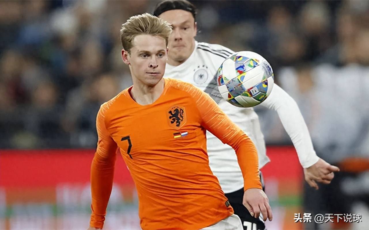 关于荷兰队成功晋级欧国联半决赛，球迷欢呼不已的信息