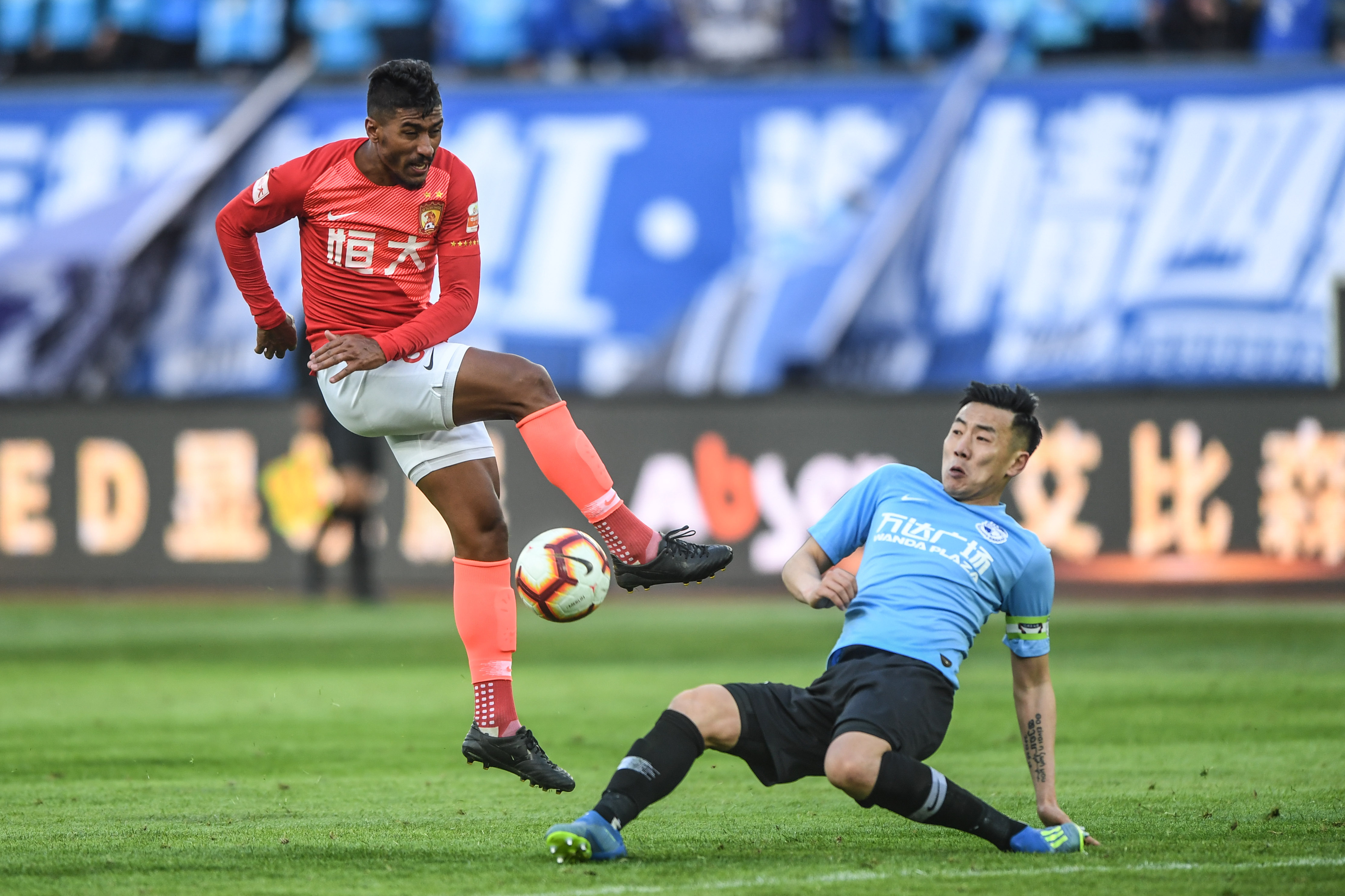 关于大连一方队形逐渐成熟，如何在赛季中保持球队的韧性和战斗力？的信息