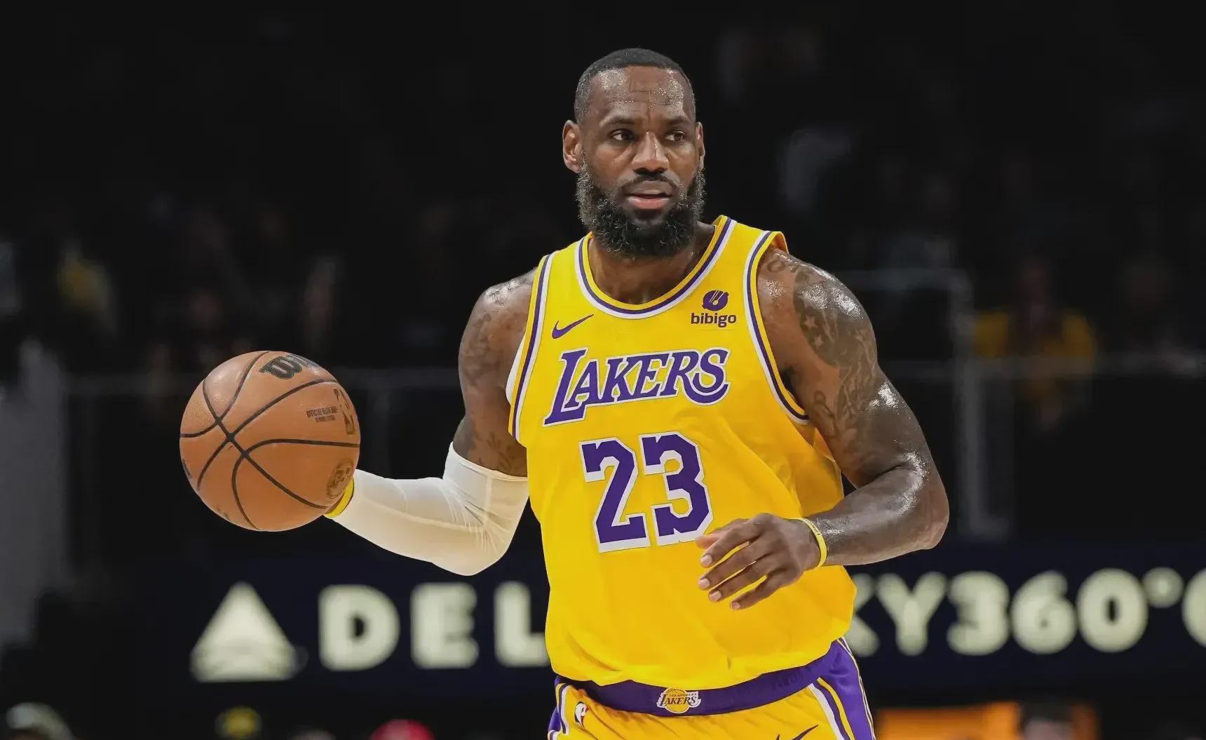 超级巨星强势复出，球队实力瞬间提升的简单介绍