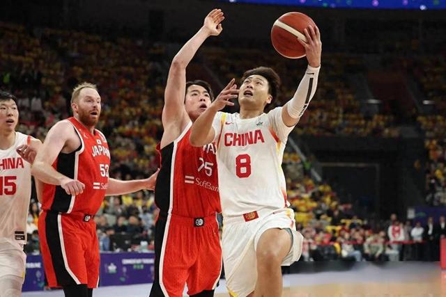 亚洲职业篮球锦标赛总决赛胜负悬殊