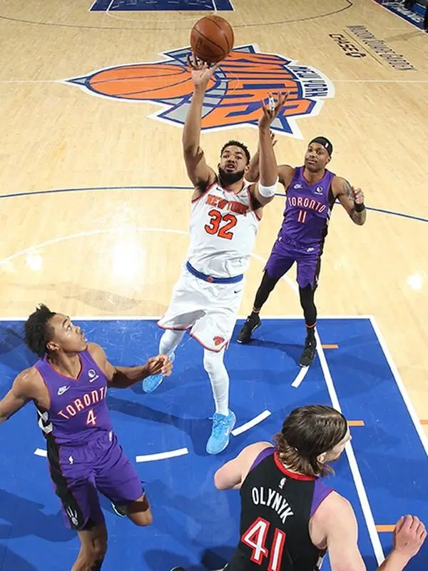 独行侠客场大胜尼克斯，全队篮球发挥出色