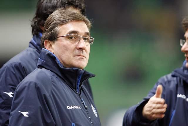 包含球队遭遇多方打击，如何调整情绪应对挑战？的词条