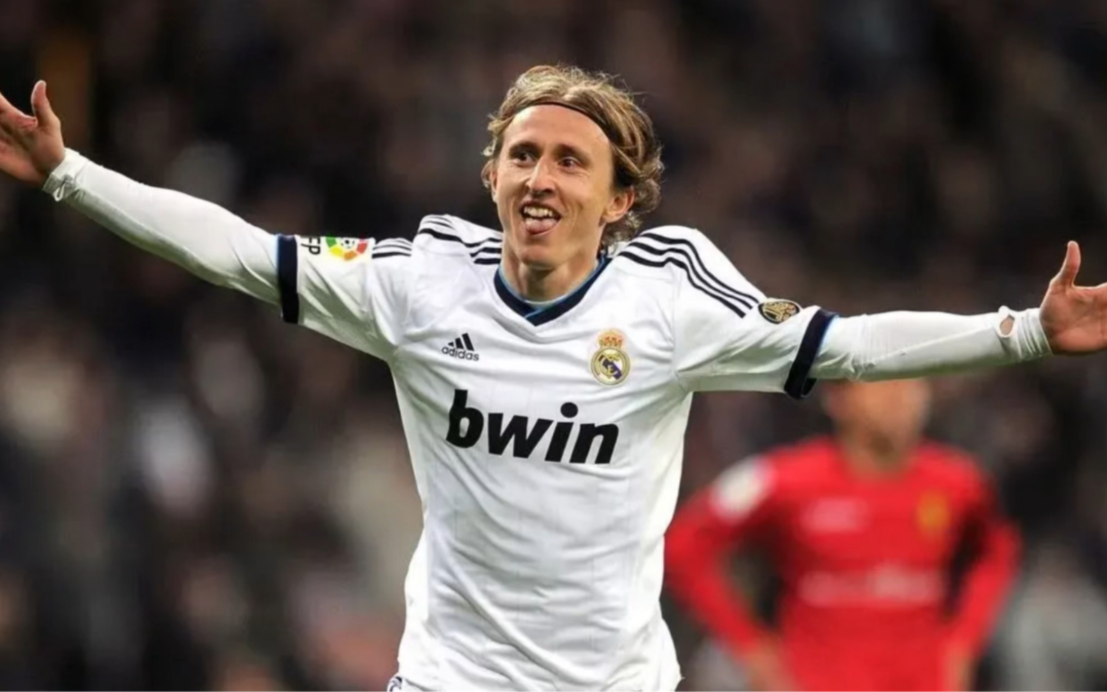 关于马赛横扫马德里竞技，莫德里奇绝境逆转的信息