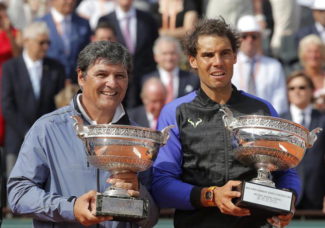 关于西班牙网球队翻盘意大利网球队，纳达尔制霸全场的信息