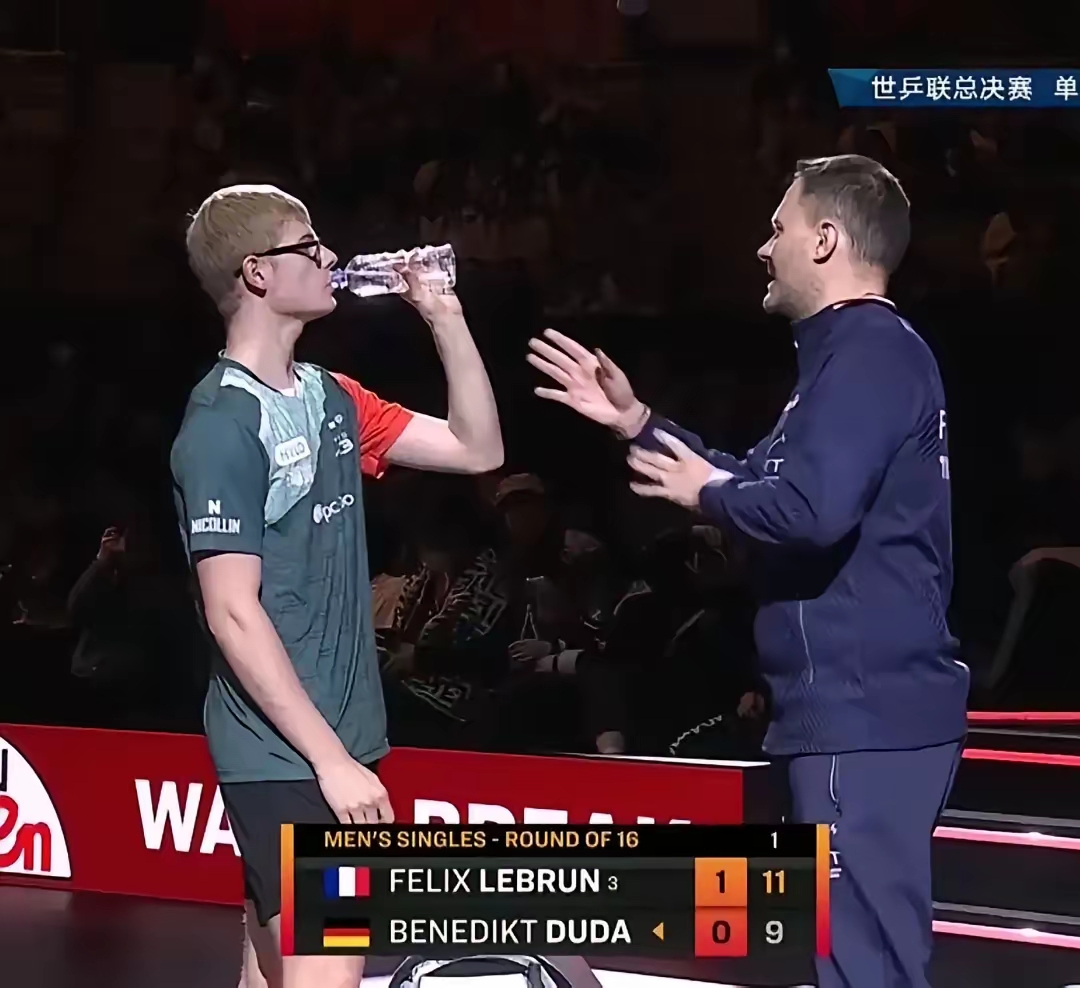 包含法国乒乓球队强势比利时乒乓球队，奥恰洛夫送出助攻的词条