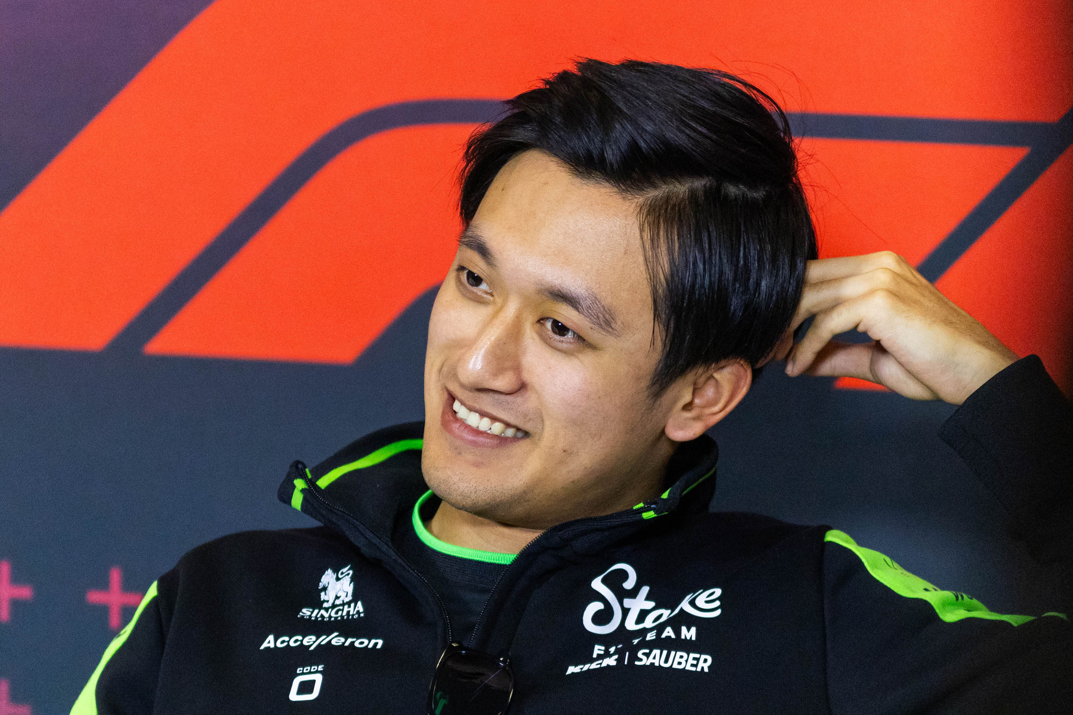 包含索伯车队翻盘雷诺车队，周冠宇关键制胜的词条