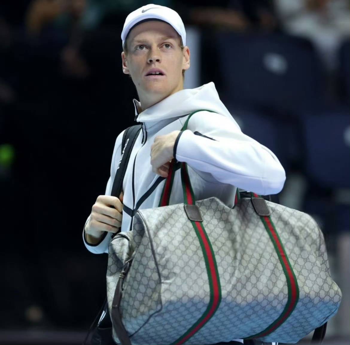 法网横扫戴维斯杯，辛纳扛起全队